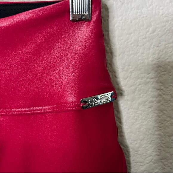 Bombshell Sportswear SET Power Gloss Red Bra & Leggings 2 Piece Size XS / S - Picture 8 of 11